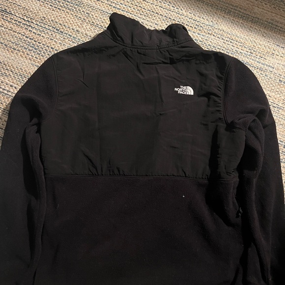 North Face women’s Jacket - Picture 2 of 3